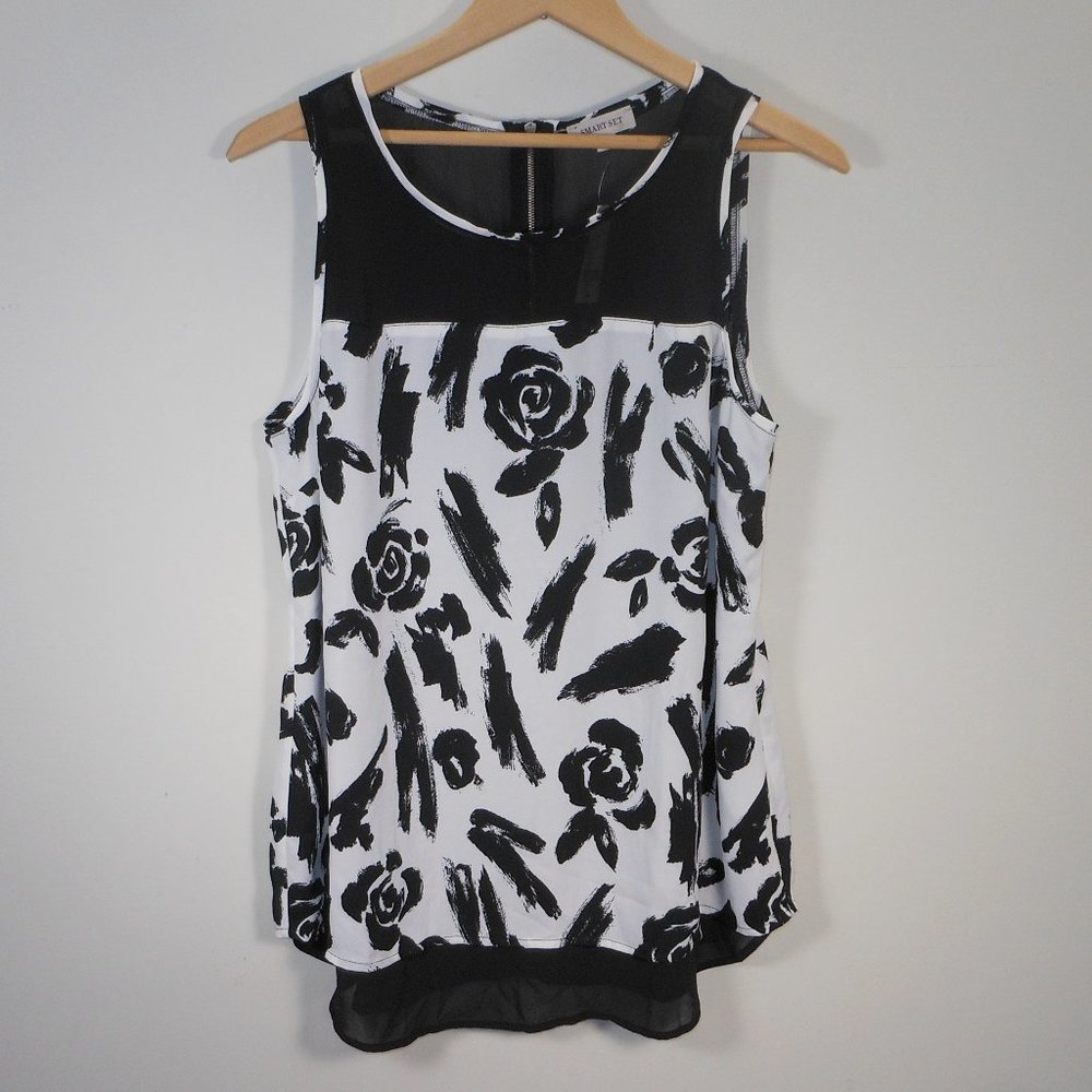 New Smart Set Sleeveless tank top